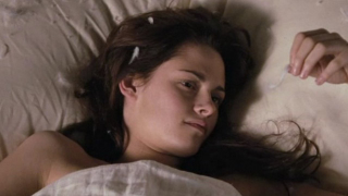 Full <em>Breaking Dawn</em> Trailer Features Post-Coital Wreckage & Vampire Baby Bump